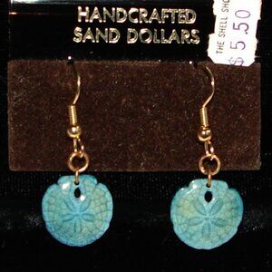 Vtg 1970's Handcrafted Real Sand Dollar EARRINGS, Mint on Card, Blue-Green  F62